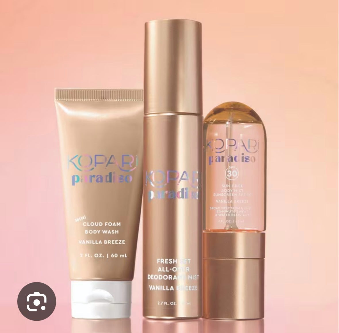 Set de cuidado corporal Mi tienda Kopari Paradiso con gel de baño, desodorante y protector solar aroma a vainilla.